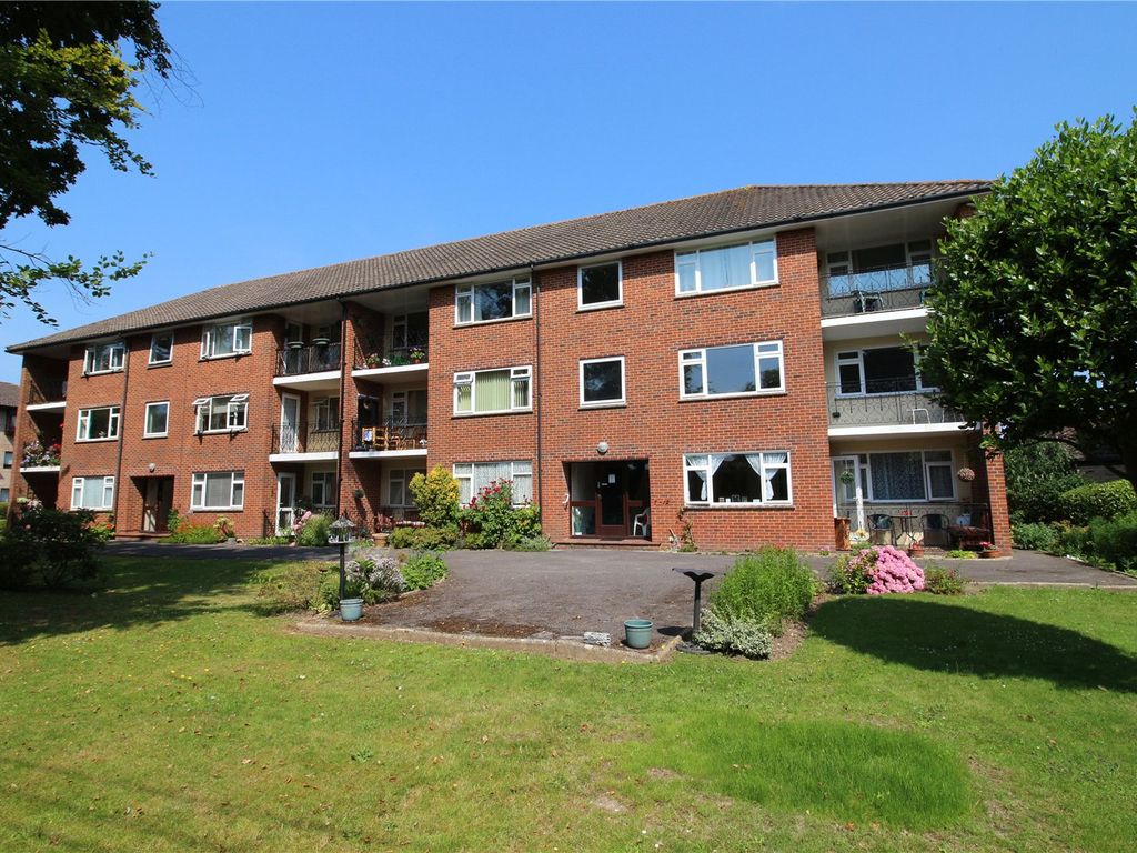 2 bed flat for sale in Spencer Court, Spencer Road, New Milton