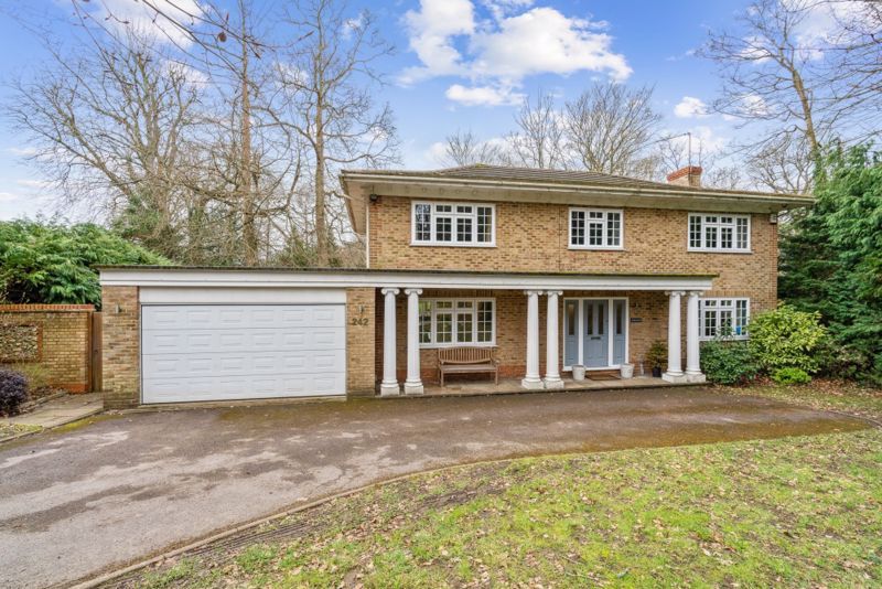 5 bed detached house for sale in Amersham Road, Hazlemere, High