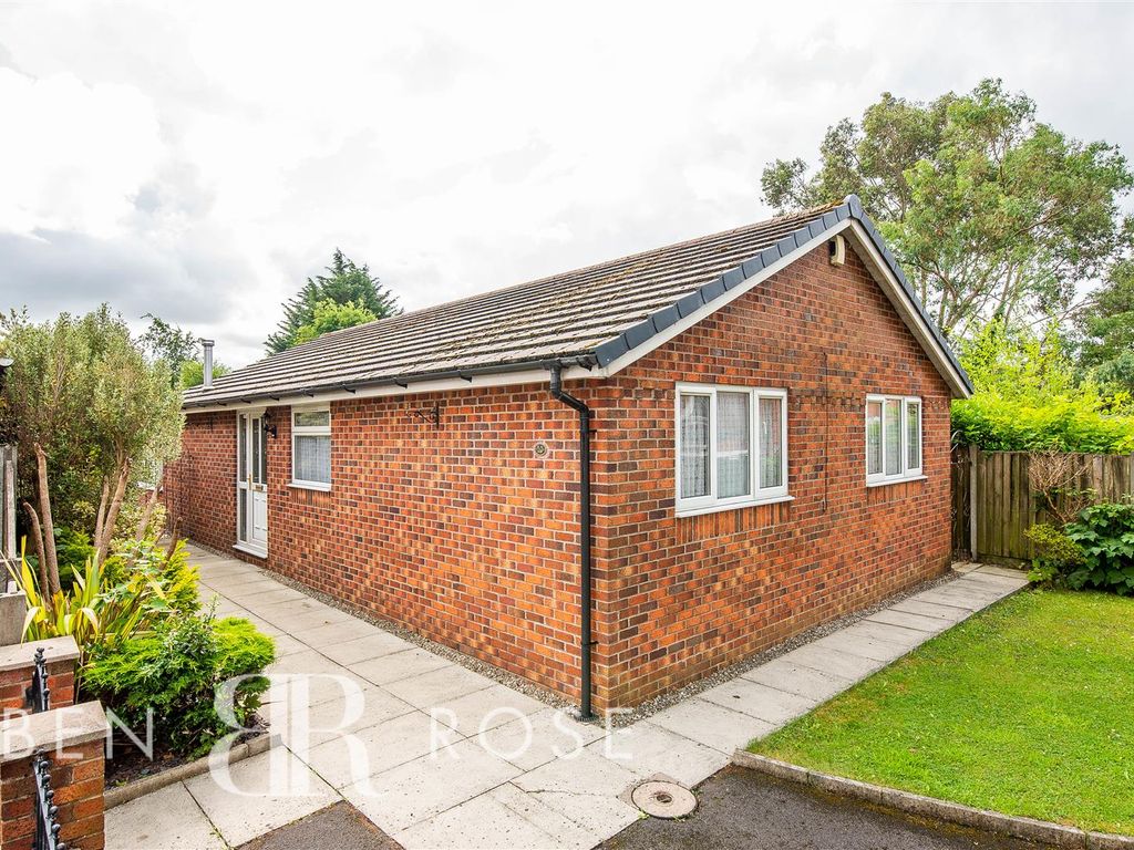 3 bed detached bungalow for sale in Curate Street, Chorley PR6, £234,995 Zoopla