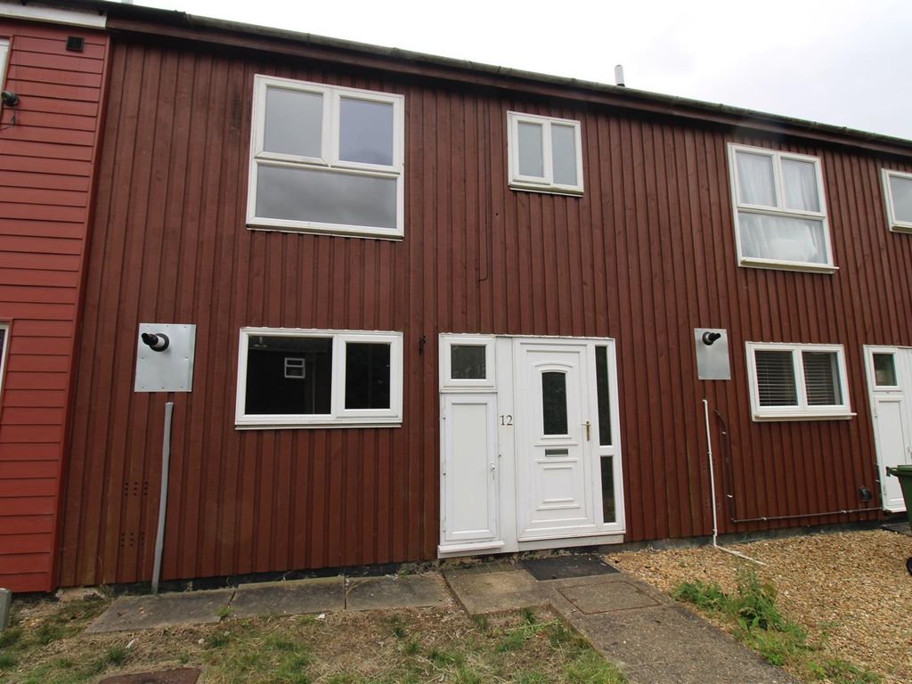 3 bed terraced house to rent in Oldbrook, Bretton, Peterborough PE3
