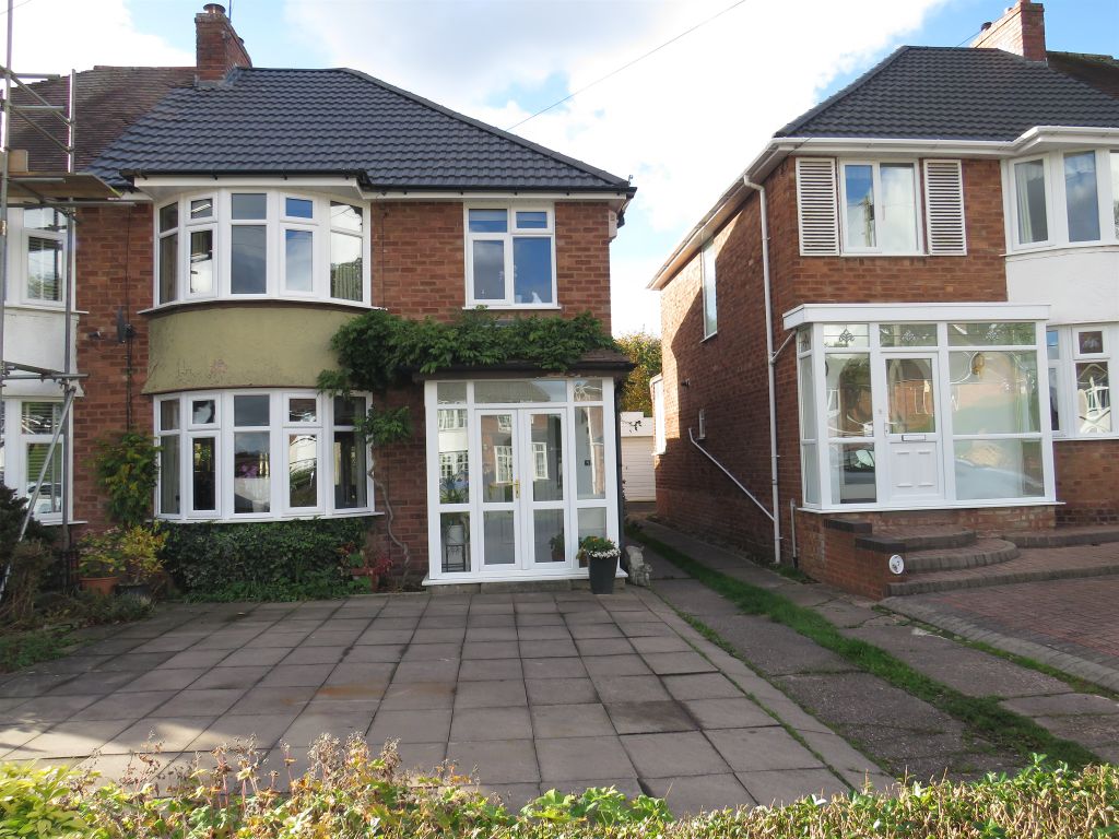 3 bed semidetached house for sale in Oaston Road, Castle Bromwich