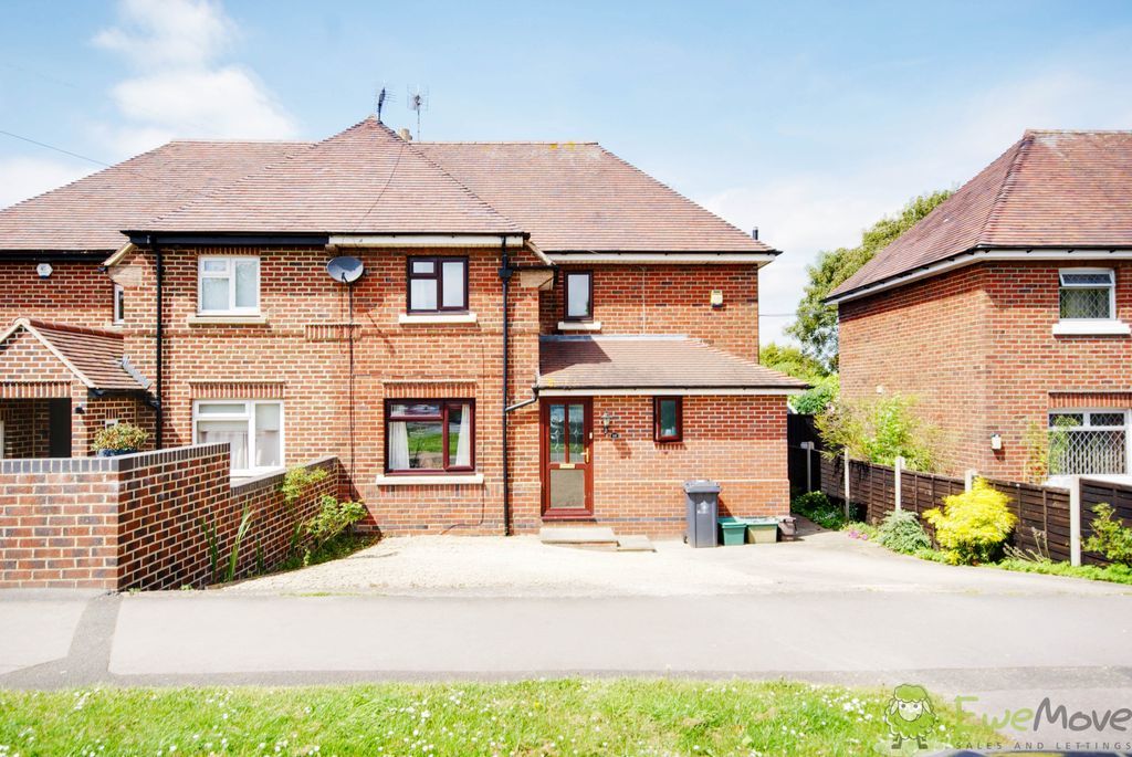 3 bed semidetached house for sale in Finlay Road, Gloucester GL4 Zoopla