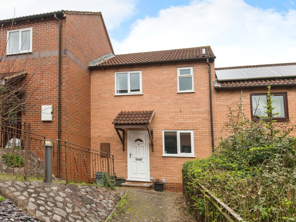 2 bed terraced house for sale in Farm Hill, Exeter EX4, £170,000 Zoopla