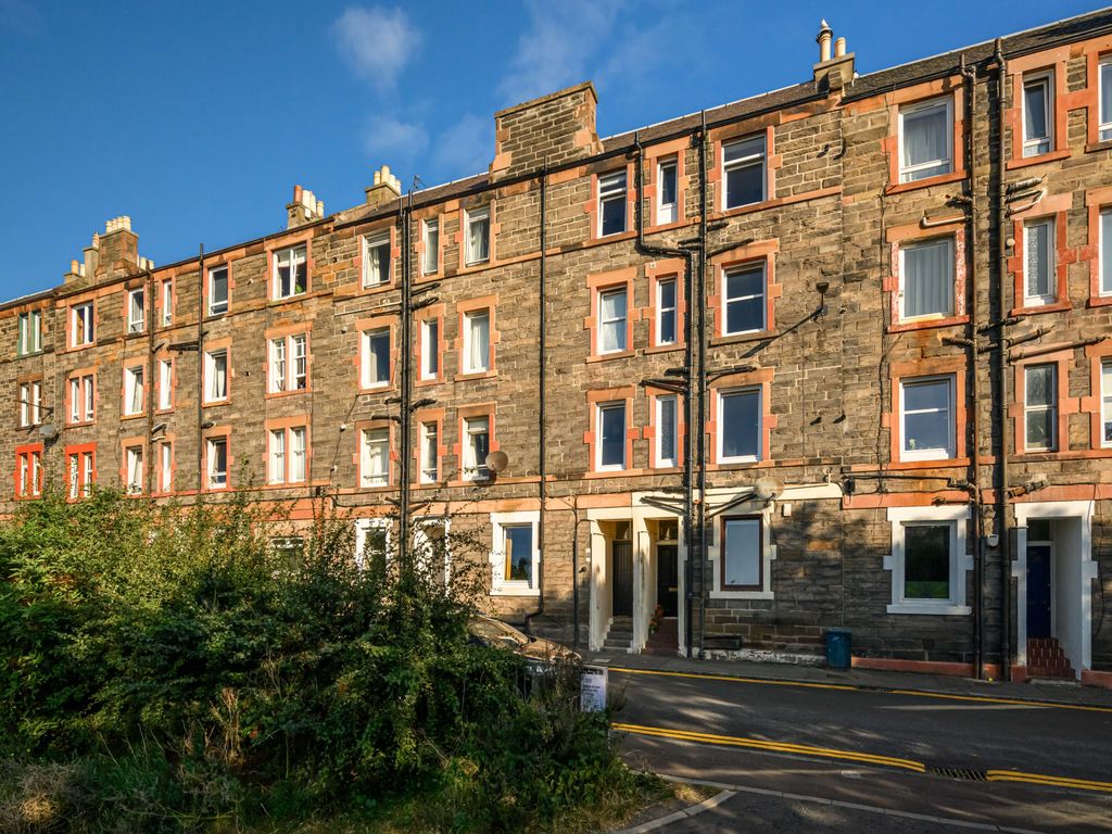 Studio for sale in 30 Pf1, Hawthornvale, Edinburgh EH6, £155,000 Zoopla