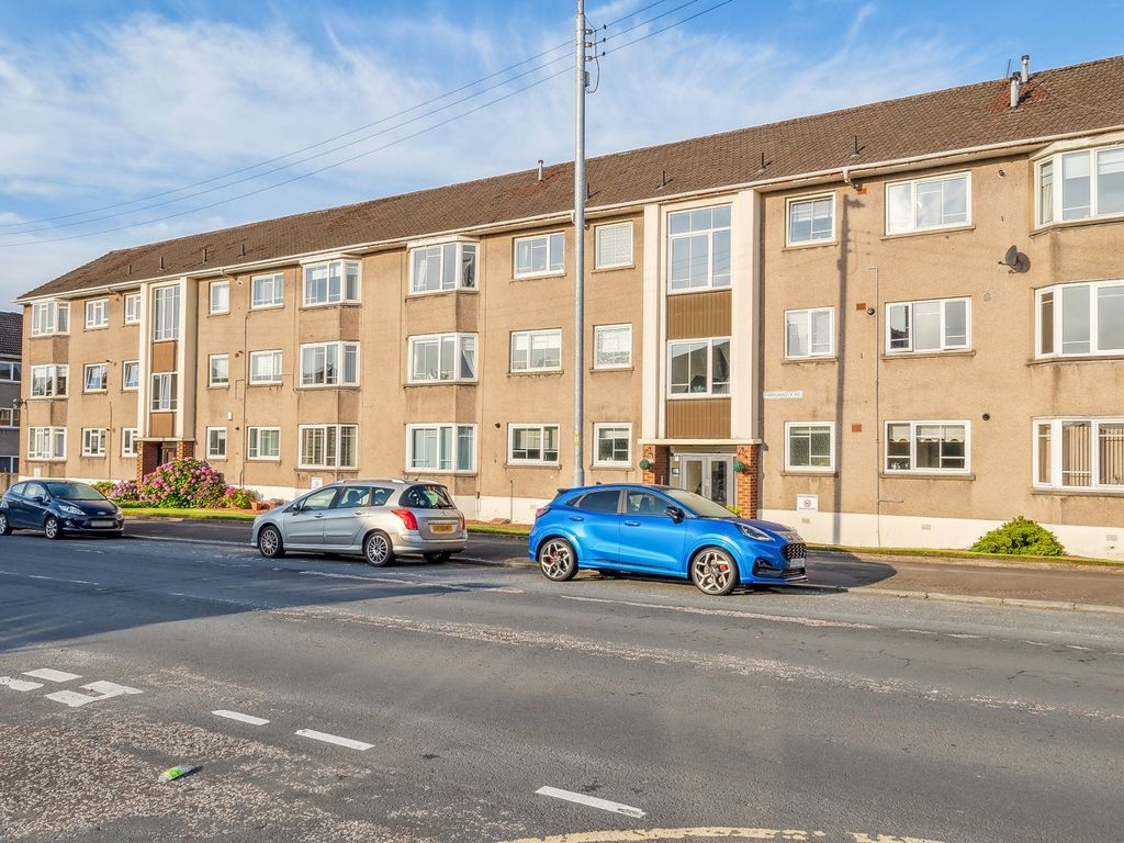 2 bed flat for sale in Carmunnock Road, Kings Park, Glasgow G44, £