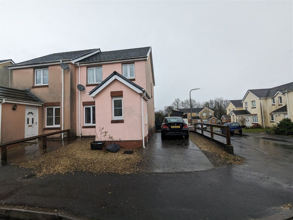 3 bed semidetached house for sale in Parc Gwernen, Tycroes, Ammanford