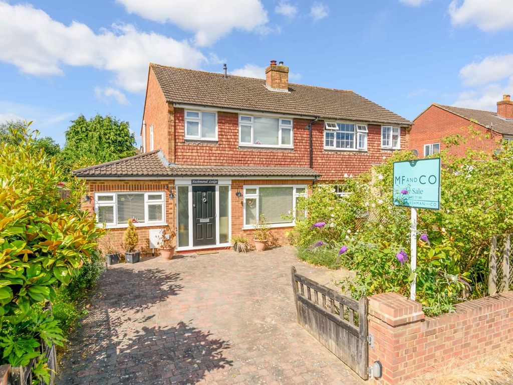 3 bed semidetached house for sale in Oakbank Avenue, WaltonOnThames