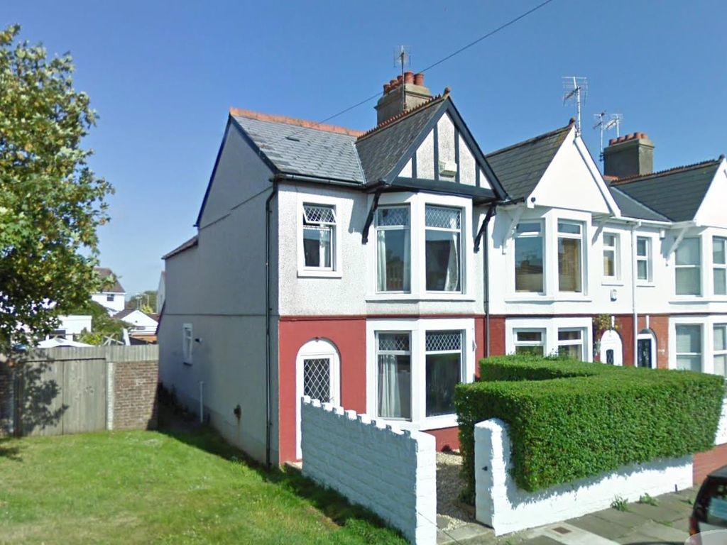 3 bed end terrace house for sale in Queens Avenue, Porthcawl CF36, £
