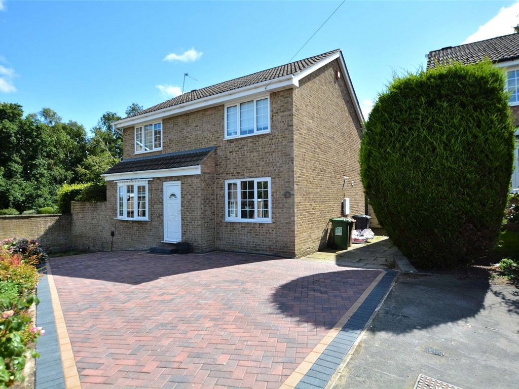 4 bed detached house for sale in Adel Green, Leeds, West Yorkshire LS16