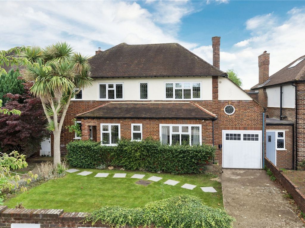 4 bed detached house for sale in Claygate Lane, Esher, Surrey KT10, £