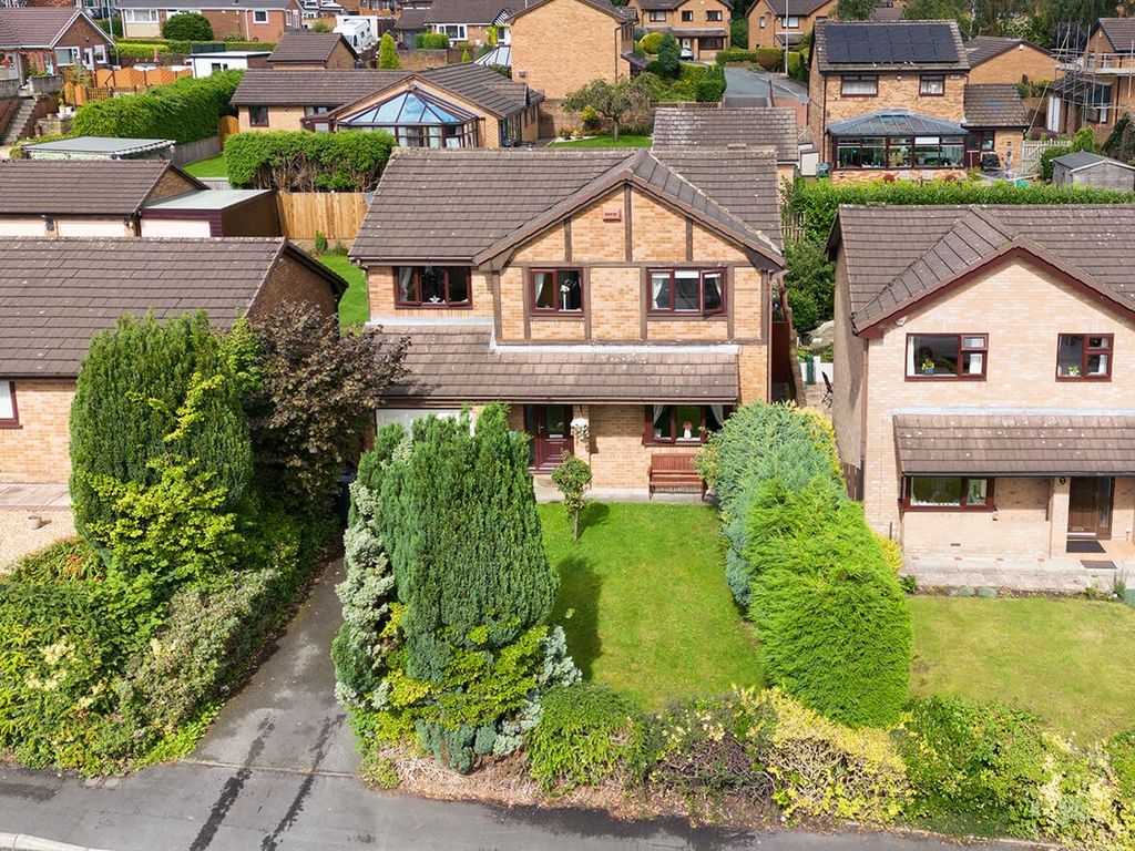 4 bed detached house for sale in Hunters Drive, Burnley, Lancashire