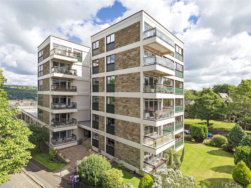 2 bed flat for sale in Wells Promenade, Ilkley, West Yorkshire LS29