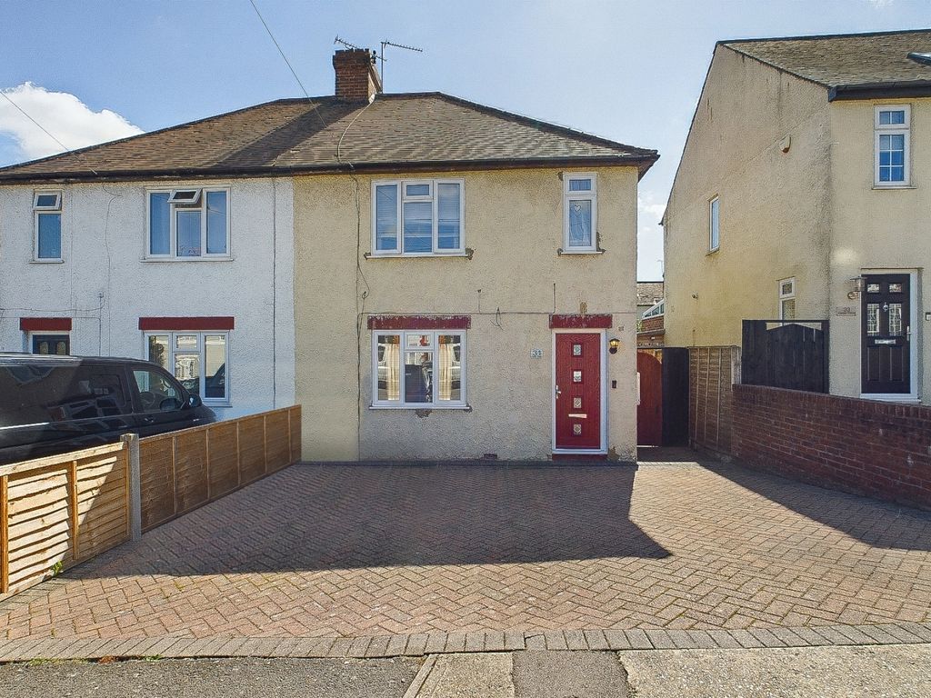 2 bed semidetached house for sale in Cedar Road, Strood, Rochester 2