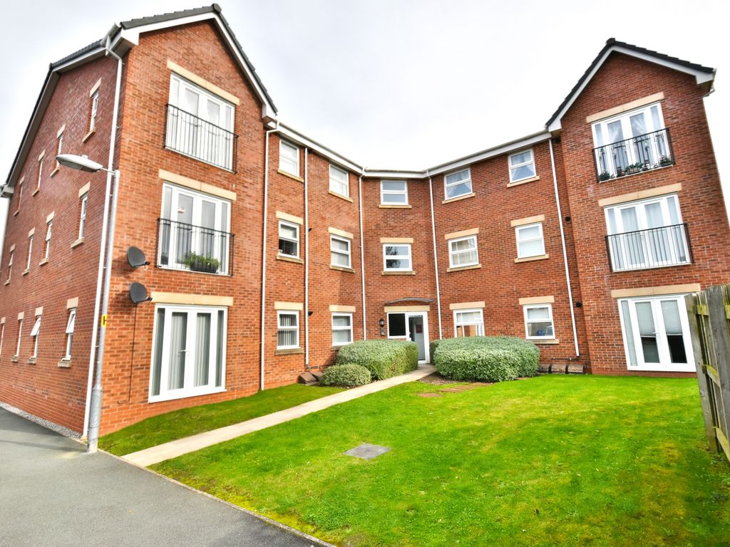 1 bed flat for sale in Hirwaun, Wrexham LL11, £87,000 Zoopla