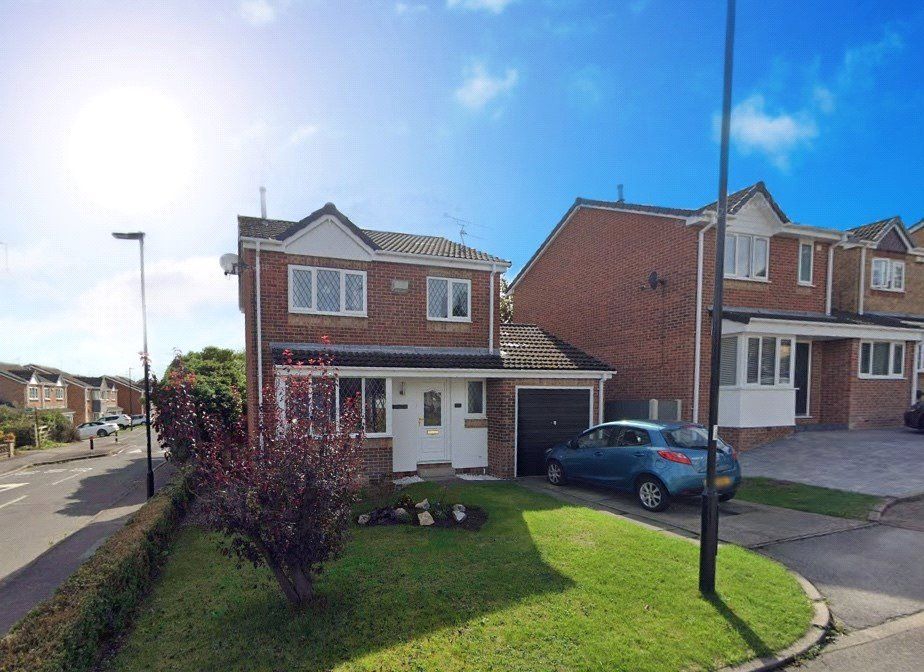 3 bed detached house for sale in Meadow Gate Avenue, Sothall, Sheffield