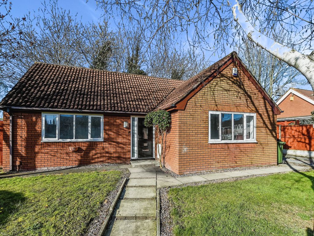 2 bed bungalow for sale in Westover Road, Liverpool L31 Zoopla
