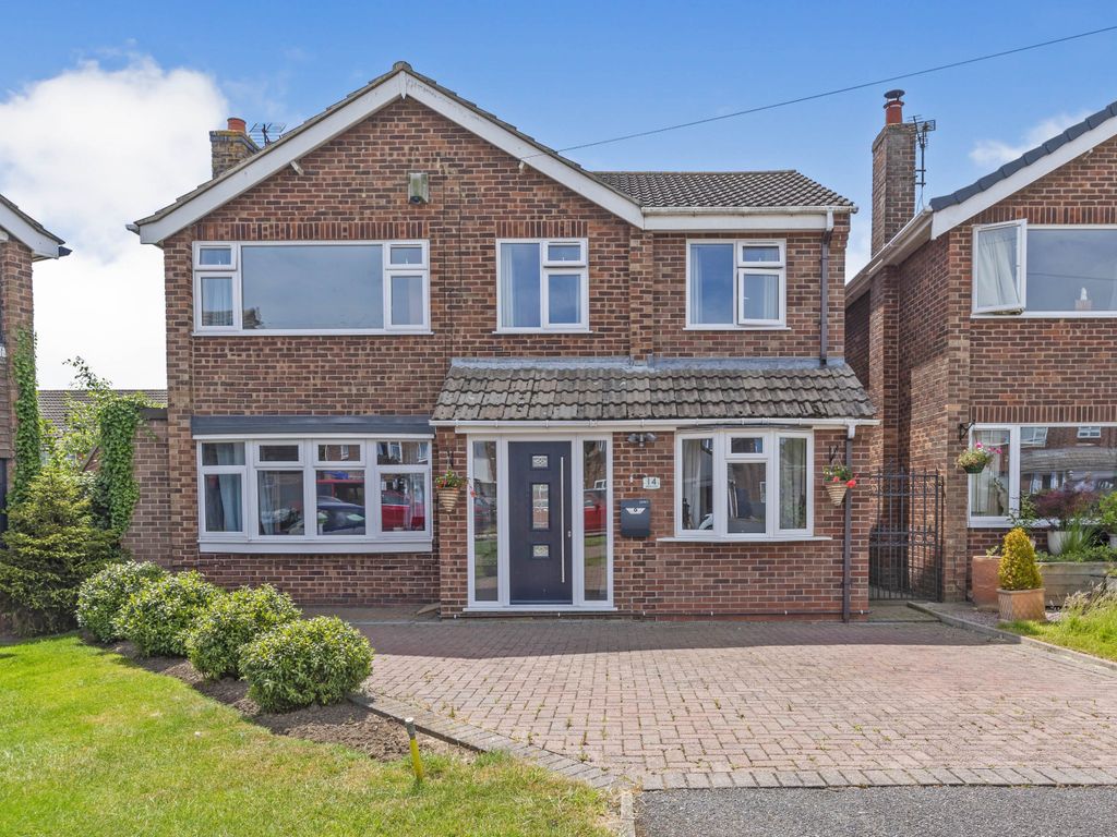 4 bed detached house for sale in Burgin Close, Foston, Grantham NG32