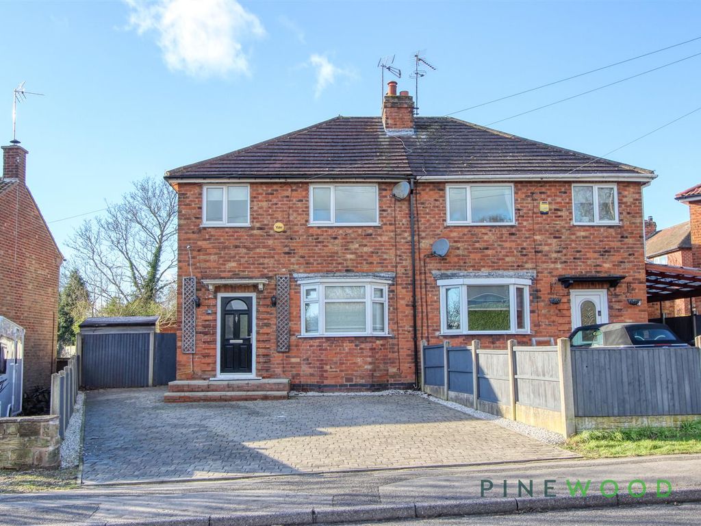3 bed semidetached house for sale in New Road, Barlborough