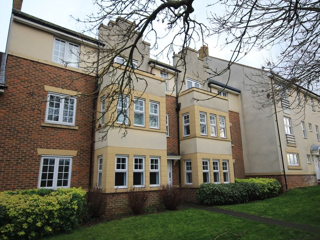 2 bed flat to rent in The Hawthorns, Flitwick MK45 Zoopla