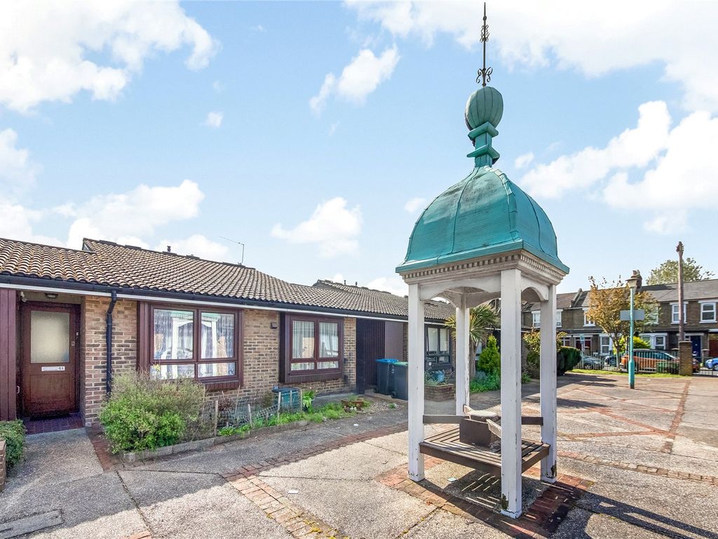 1 bed bungalow for sale in Arundel Road, Croydon CR0 Zoopla