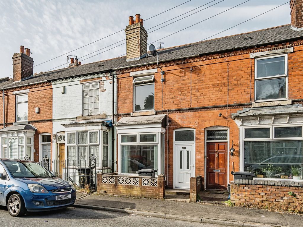 2 bed terraced house for sale in Smith Street, Dudley DY2, £150,000