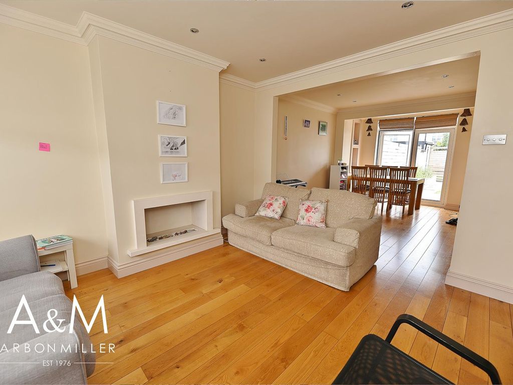 3 bed terraced house to rent in Craven Gardens, Barkingside, Ilford IG6