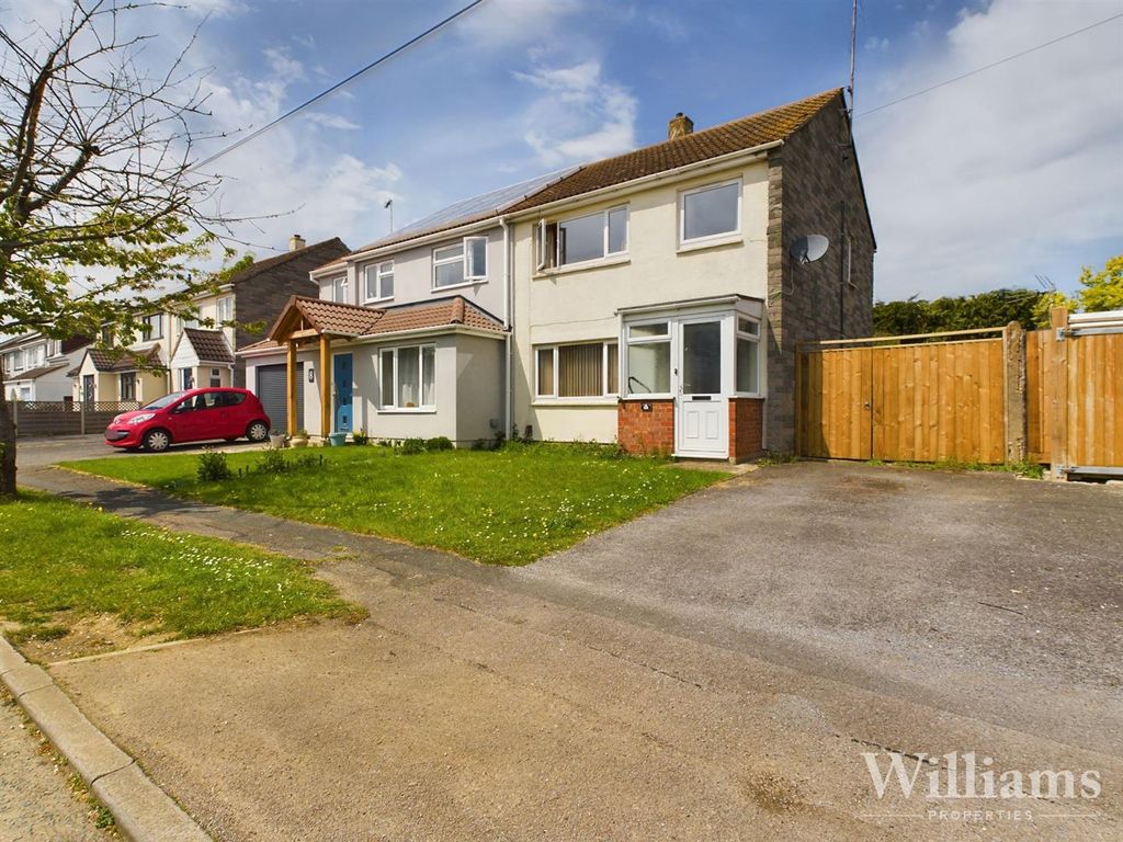 3 bed semidetached house for sale in Ivinghoe View, Aylesbury