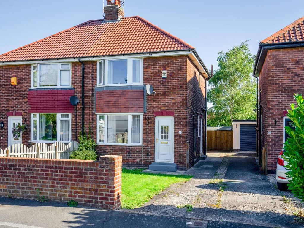 2 bed semidetached house for sale in North Lane, Dringhouses, York
