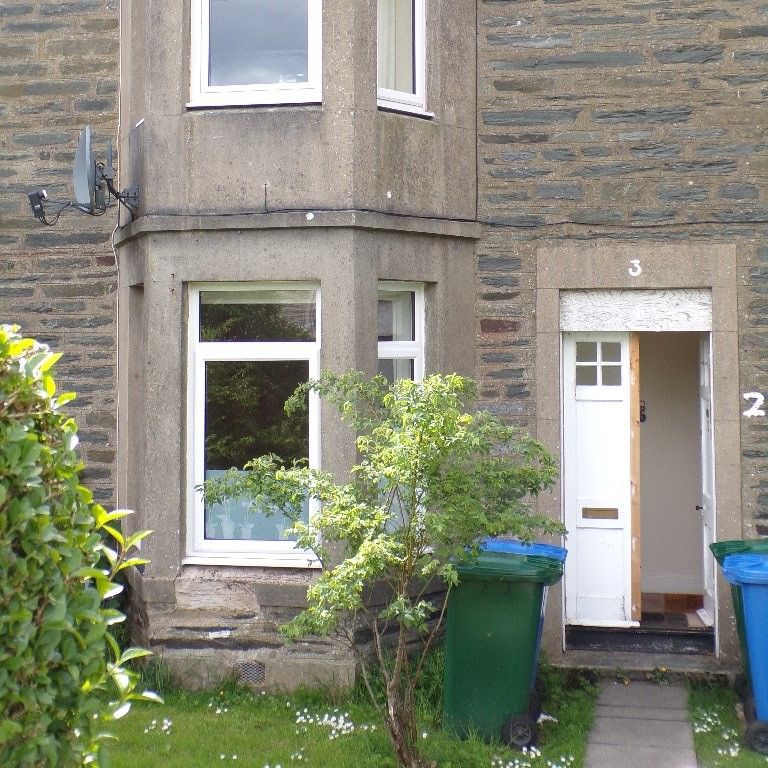 1 bed flat to rent in Park Road, Dunoon, Argyll And Bute PA23, £450 pcm