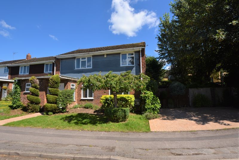 4 bed detached house for sale in Stable Lane, Seer Green, Beaconsfield HP9, £800,000 Zoopla