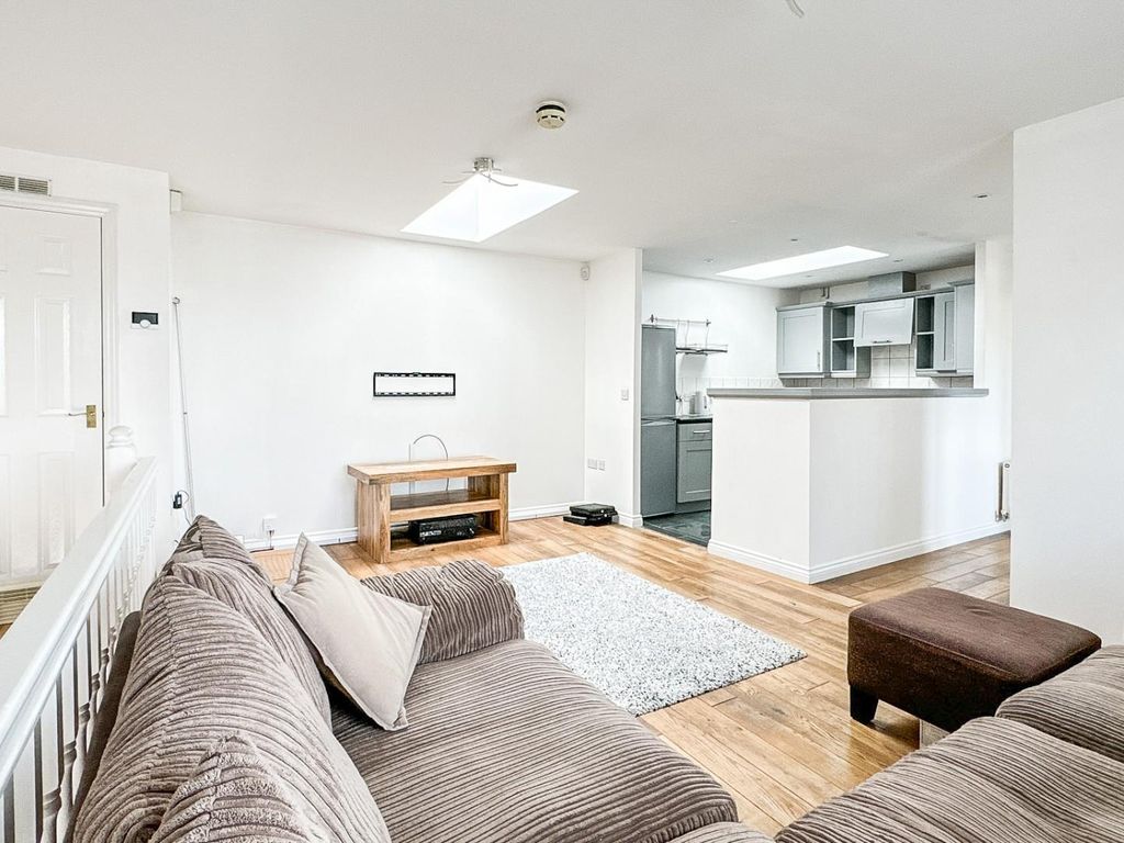 2 bed detached house to rent in Kings Croft, Long Ashton, Bristol BS41