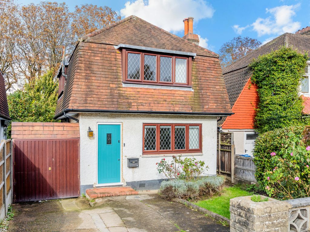 2 bed detached house for sale in Surbiton Hill Park, Surbiton KT5, £