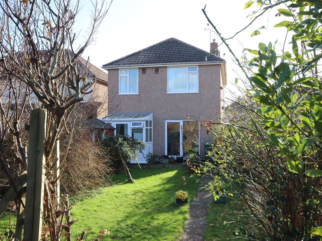 3 bed detached house for sale in Downlands Close, BexhillOnSea TN39