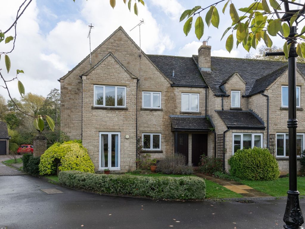 2 bed flat for sale in St. Marys Mead, Witney OX28 Zoopla