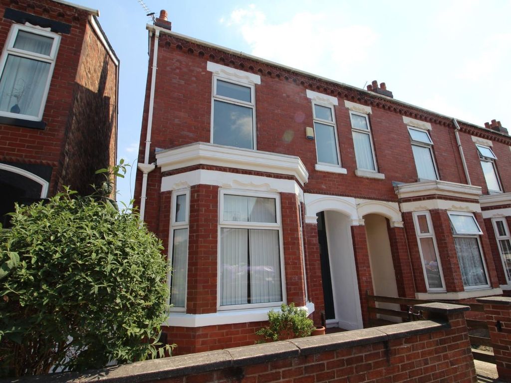 2 bed property for sale in North Lonsdale Street, Stretford, Manchester