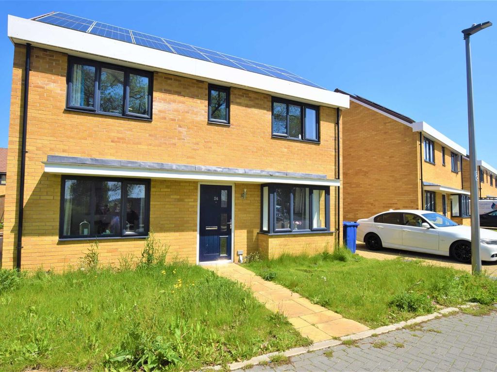 4 bed detached house for sale in Pintail Close, East Tilbury, Tilbury