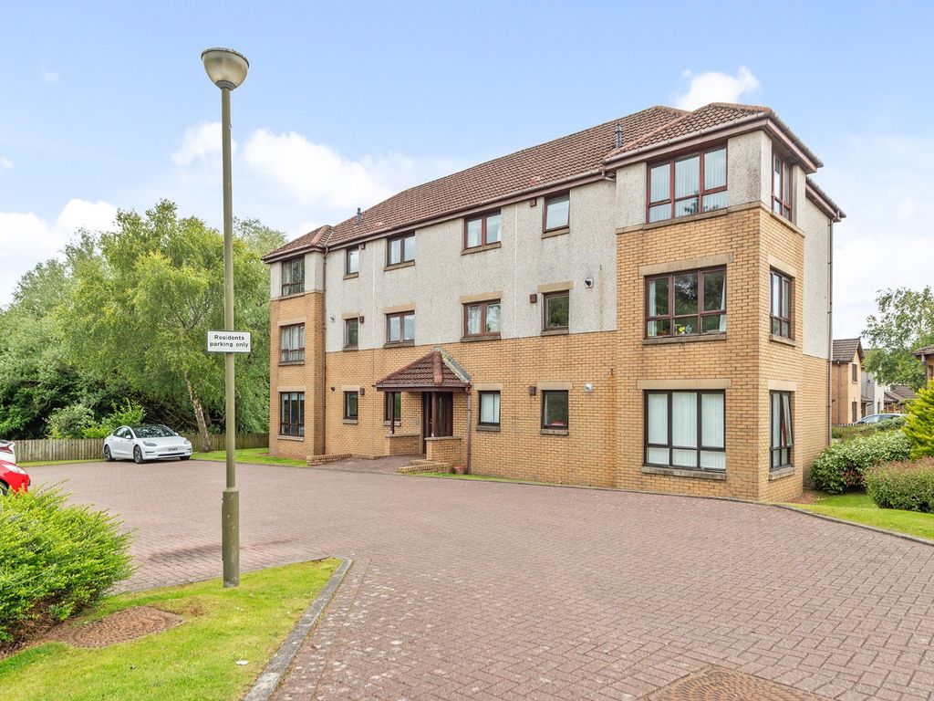 2 bed flat for sale in Inch Wood Avenue, Bathgate, West Lothian EH48, £