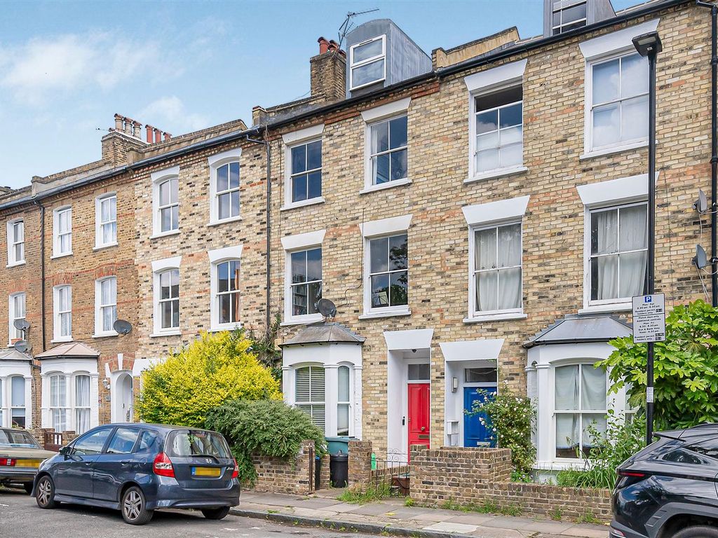 4 bed for sale in Charteris Road, London N4, £925,000 Zoopla