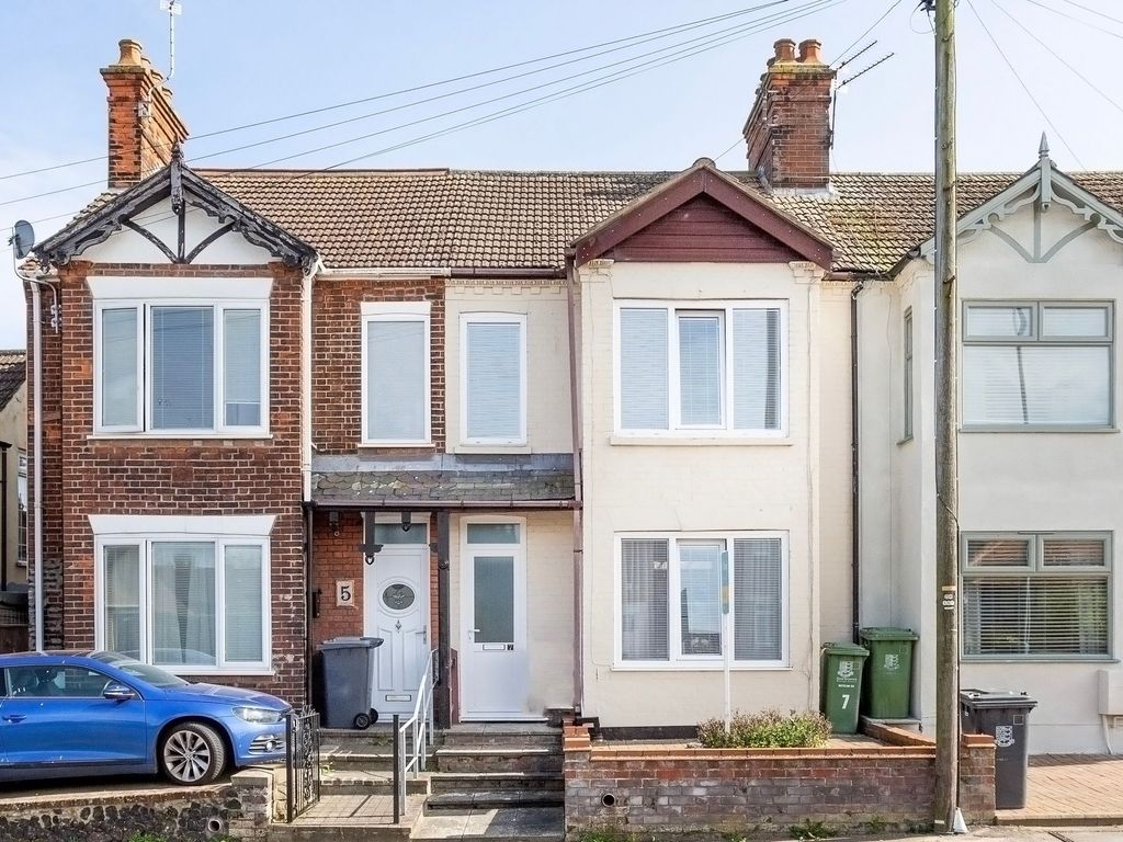 3 bed terraced house for sale in Beccles Road, Gorleston, Great