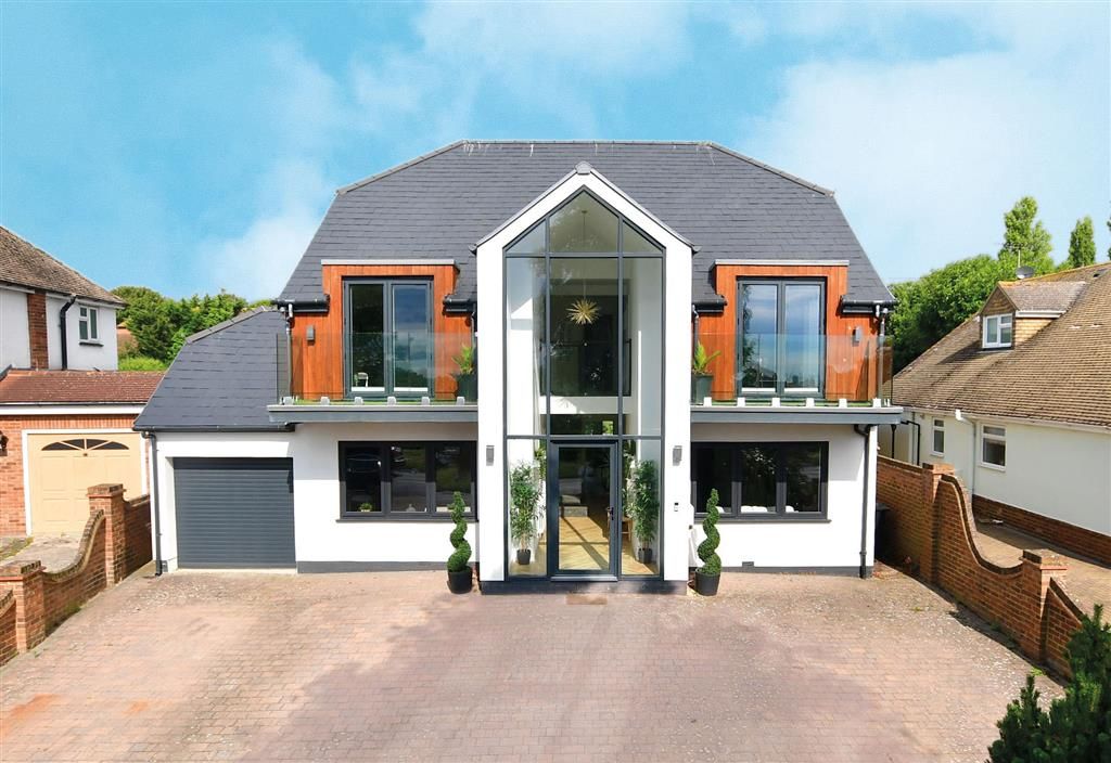 5 bed detached house for sale in Dumpton Park Drive, Broadstairs, Kent