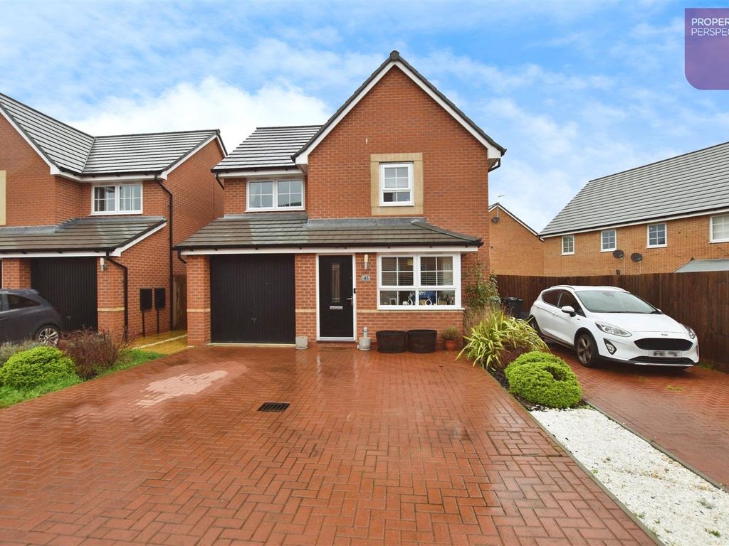 3 bed detached house for sale in Broadstone Drive, Hampton Water PE7, £
