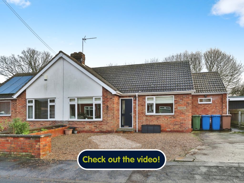 2 bed semidetached bungalow for sale in Leys Lane, Skipsea YO25, £