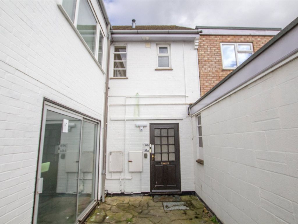 2 bed flat to rent in Berrycroft, Willingham, Cambridge, Cambridgeshire