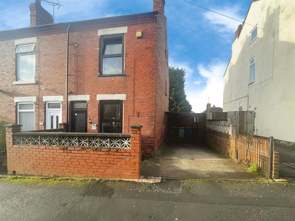 4 bed semidetached house for sale in Victoria Street, South Normanton