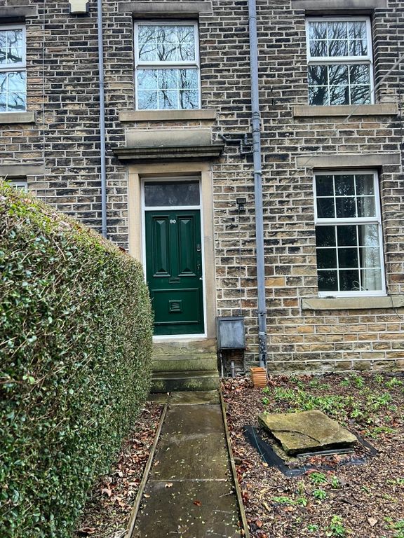 1 bed terraced house to rent in Luck Lane, Huddersfield HD1, £500 pcm
