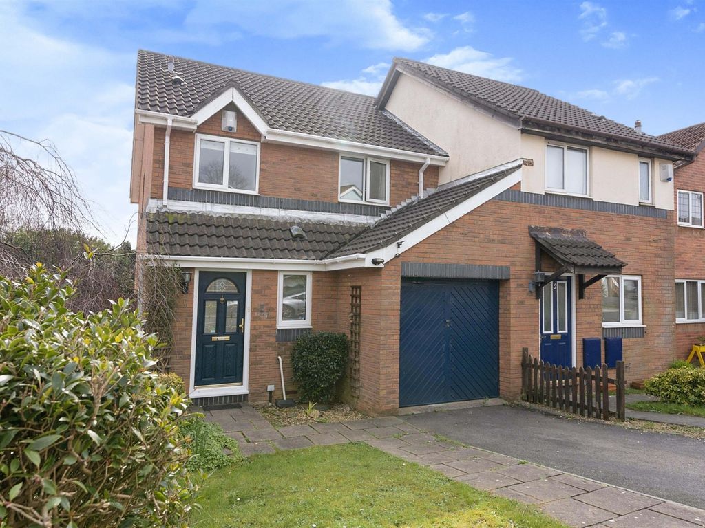 3 bed semidetached house for sale in Ty Twyn, Church Village