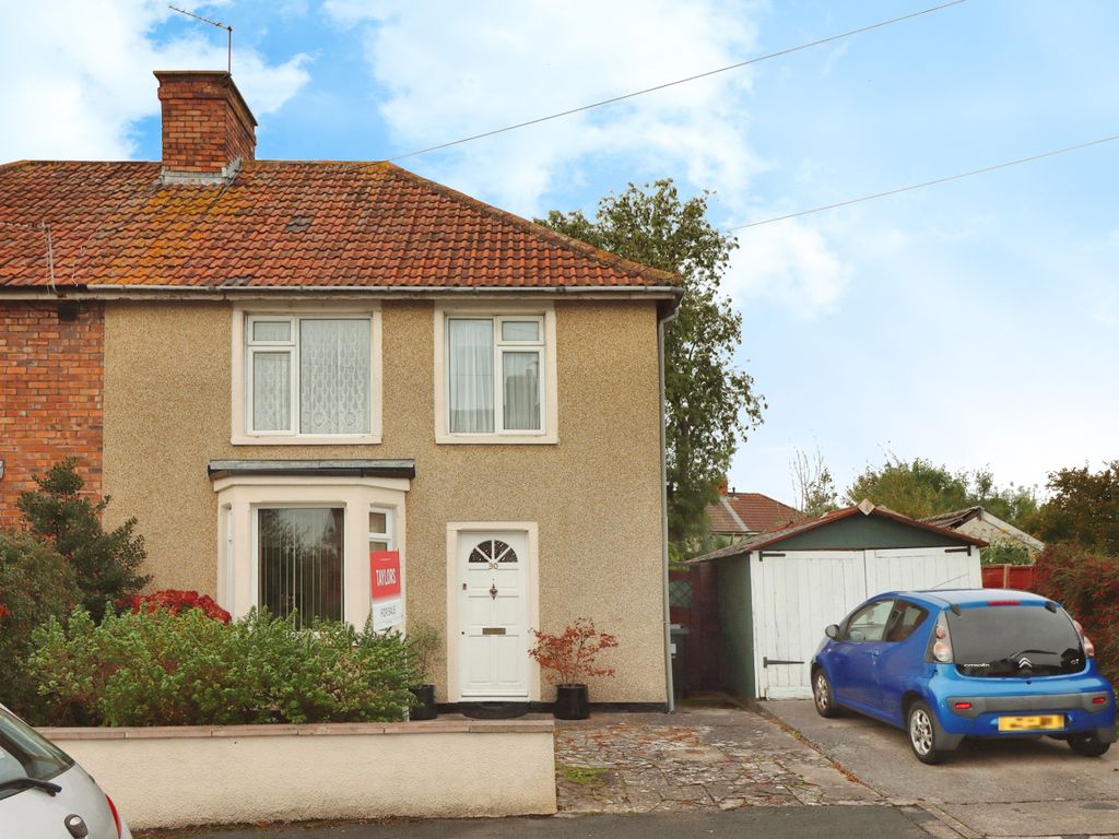 3 bed semidetached house for sale in Wesley Avenue, Hanham, Bristol