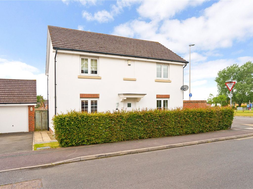 4 bed detached house for sale in Horse Guards Way, Thatcham, Berkshire