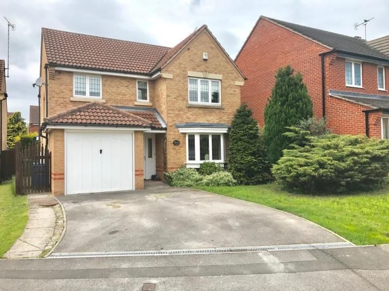4 bed detached house to rent in Fenns Lane, West End, Woking GU24 Zoopla