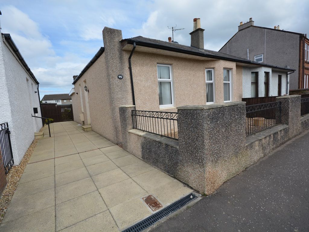 2 bed semidetached bungalow for sale in Townfoot, Dreghorn, Irvine